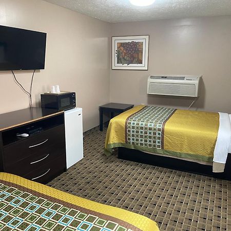 אשטבולה Economy Inn & Suites מראה חיצוני תמונה
