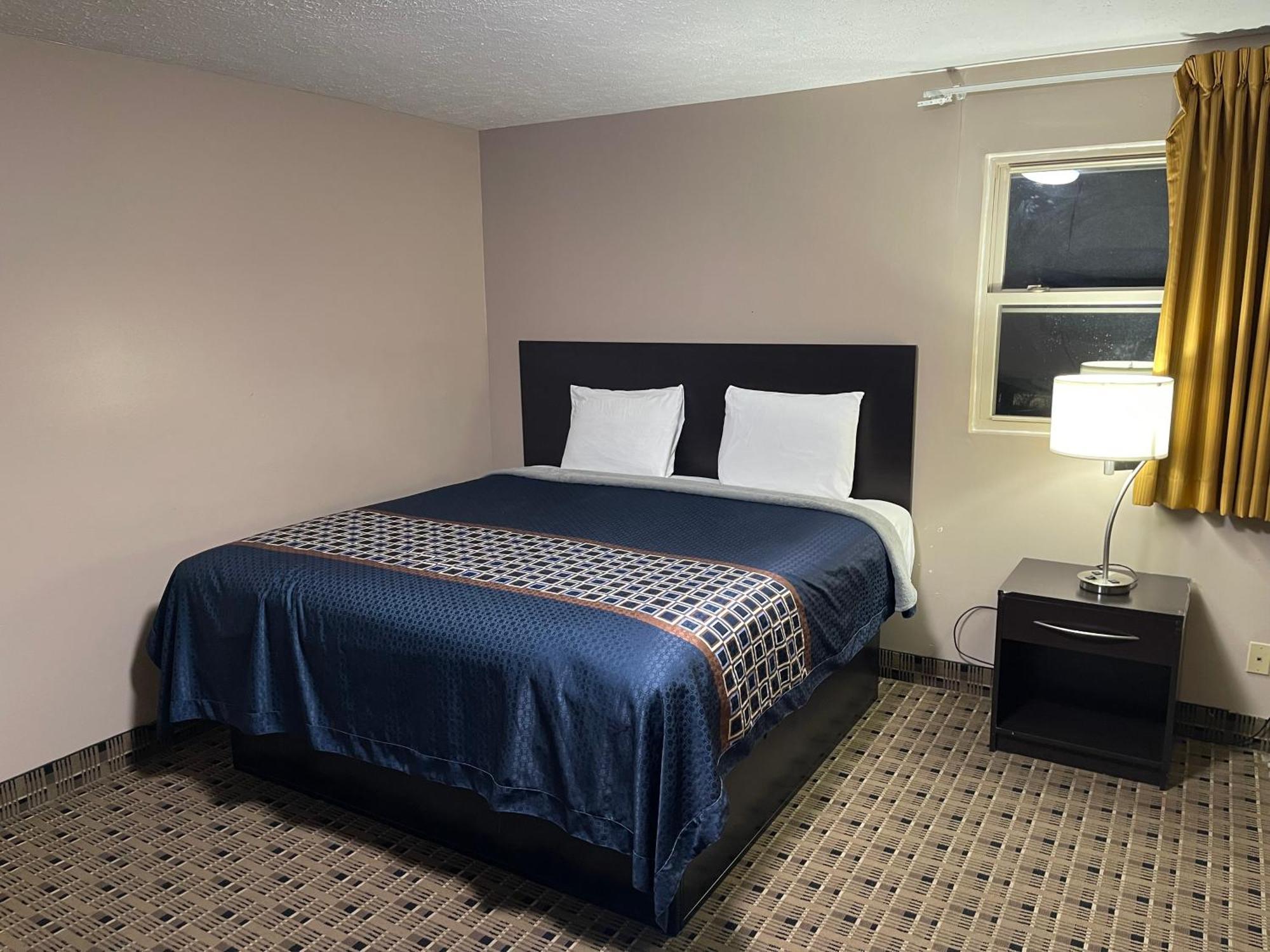 אשטבולה Economy Inn & Suites מראה חיצוני תמונה