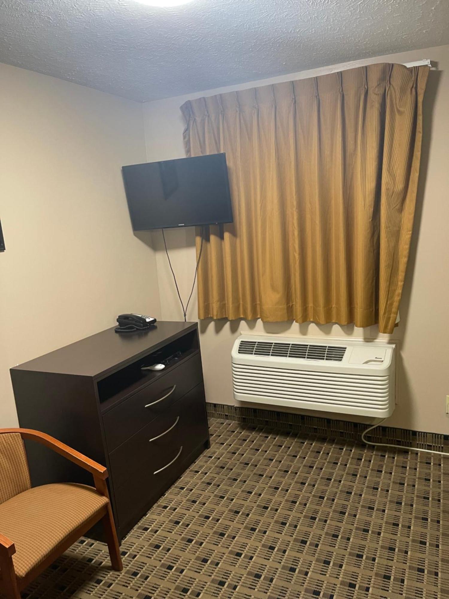 אשטבולה Economy Inn & Suites מראה חיצוני תמונה