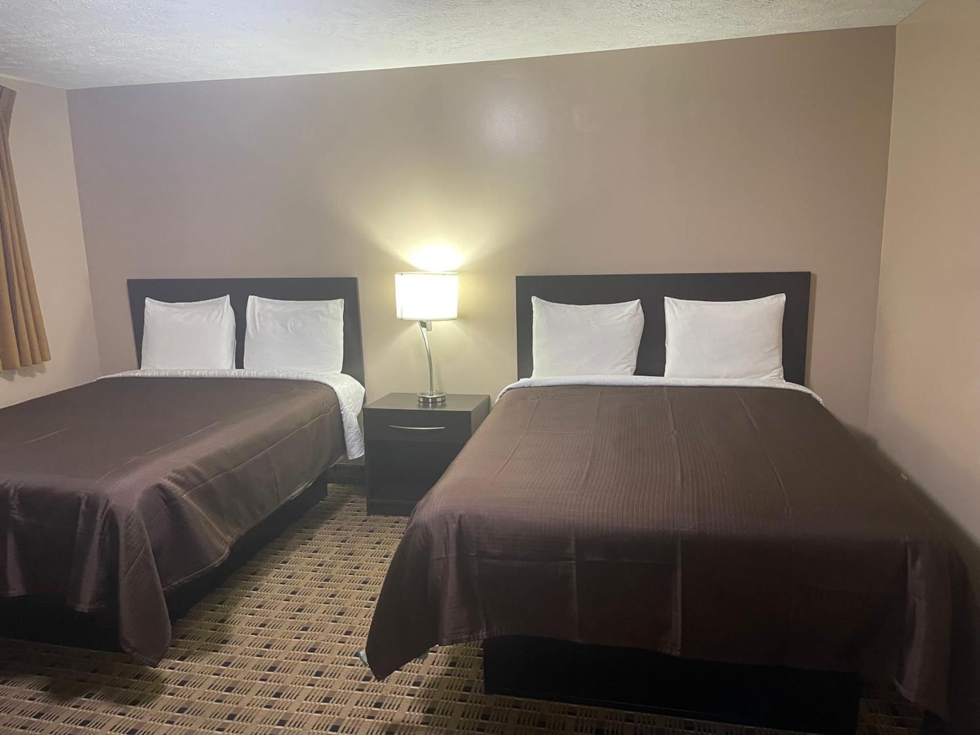 אשטבולה Economy Inn & Suites מראה חיצוני תמונה