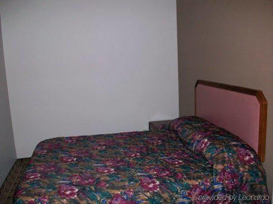 אשטבולה Economy Inn & Suites חדר תמונה